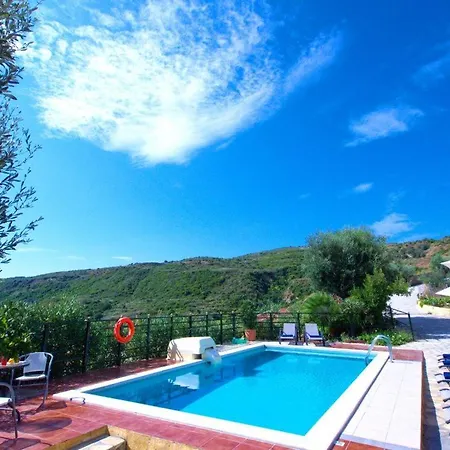 Kato Sleeps 8 Kateleios