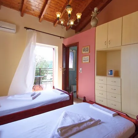 Villa Kato Sleeps 8