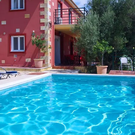 Villa Kato Sleeps 8 *